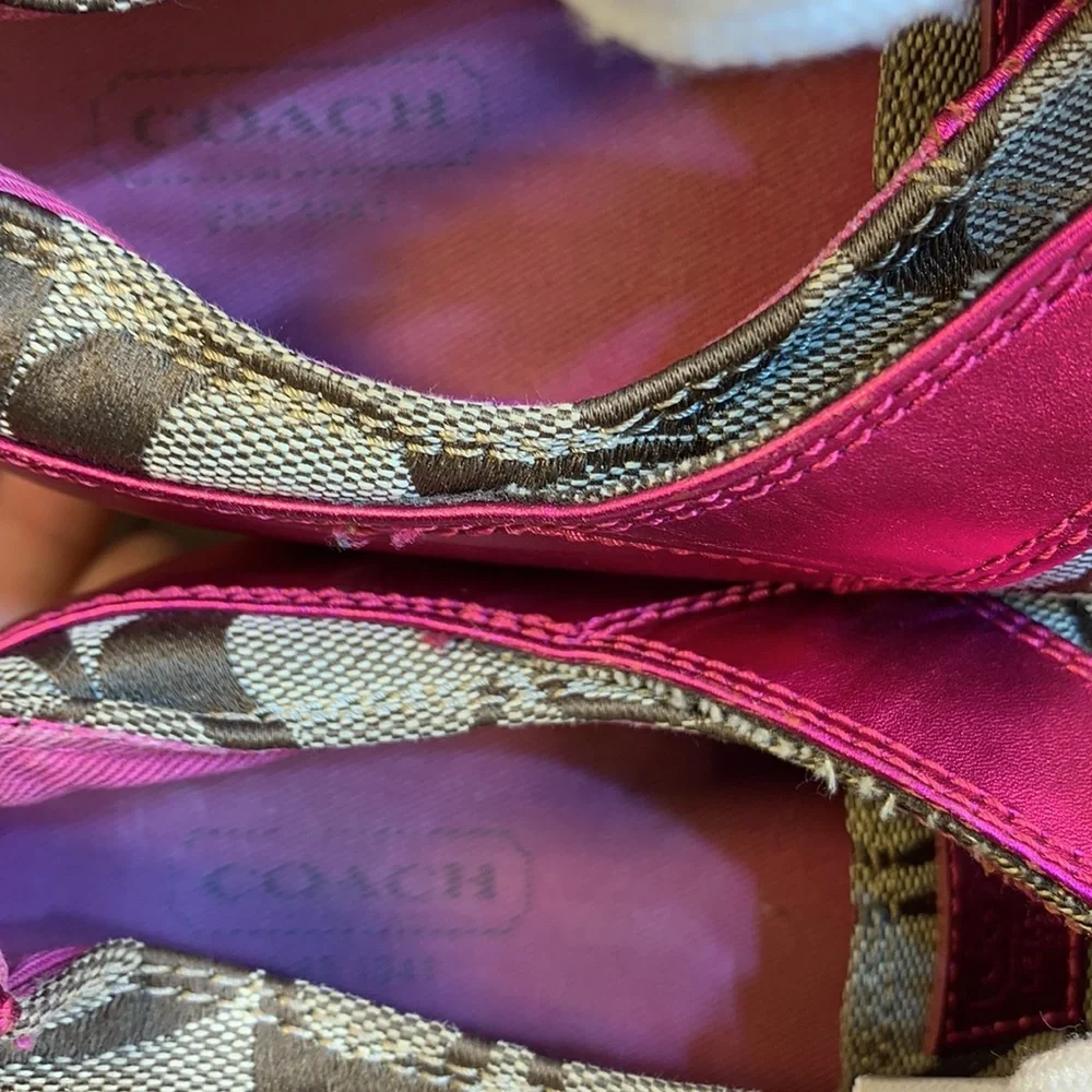 Coach logo sneakers almost NEW, EC, preloved